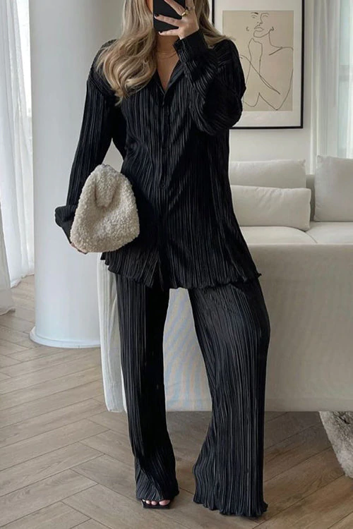 Kumiko Plisse Blouse And Pant Set Black