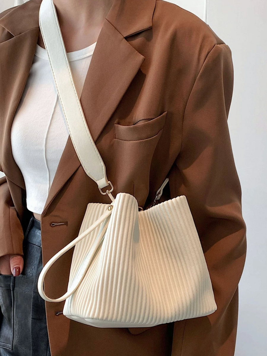 Minimalist Bucket Bag MILK HONEY LA