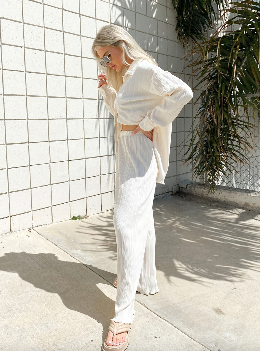 Kumiko Plisse Blouse And Pant Set Sand