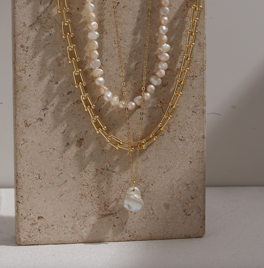 The Paradiso Layered Necklace