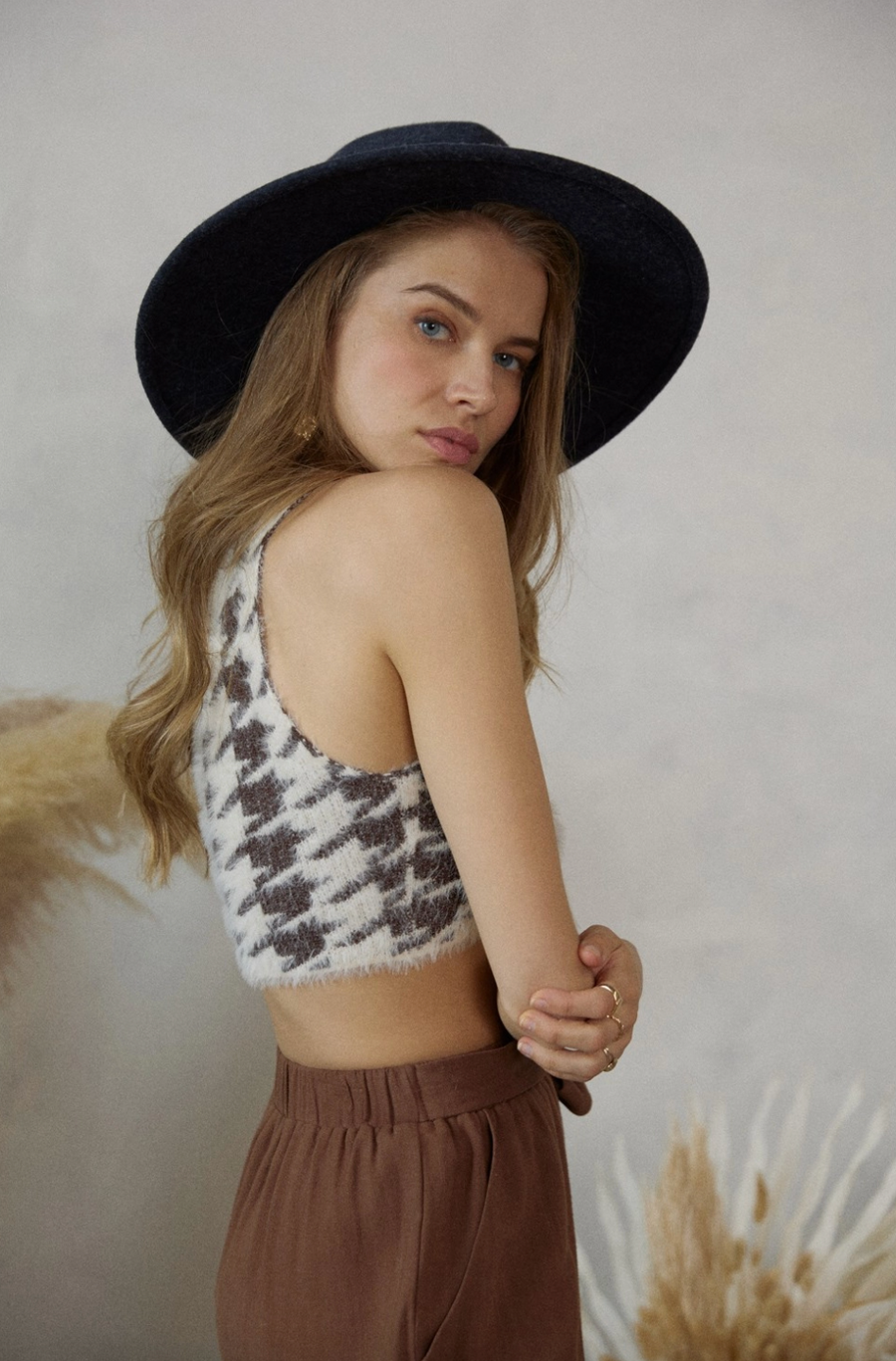 Gramercy Houndstooth Crop Top