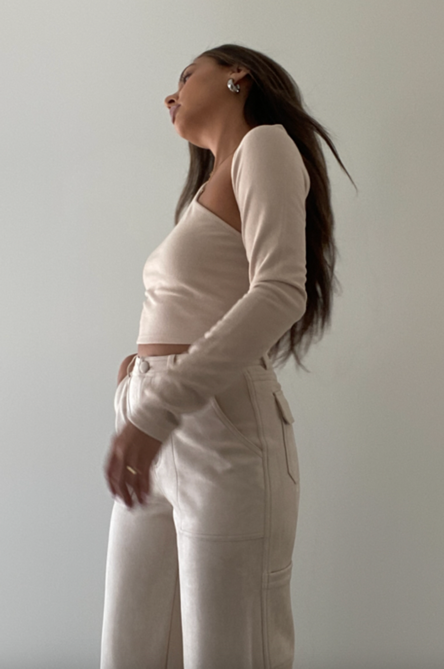 ONE SHOULDER CUT-OUT TOP